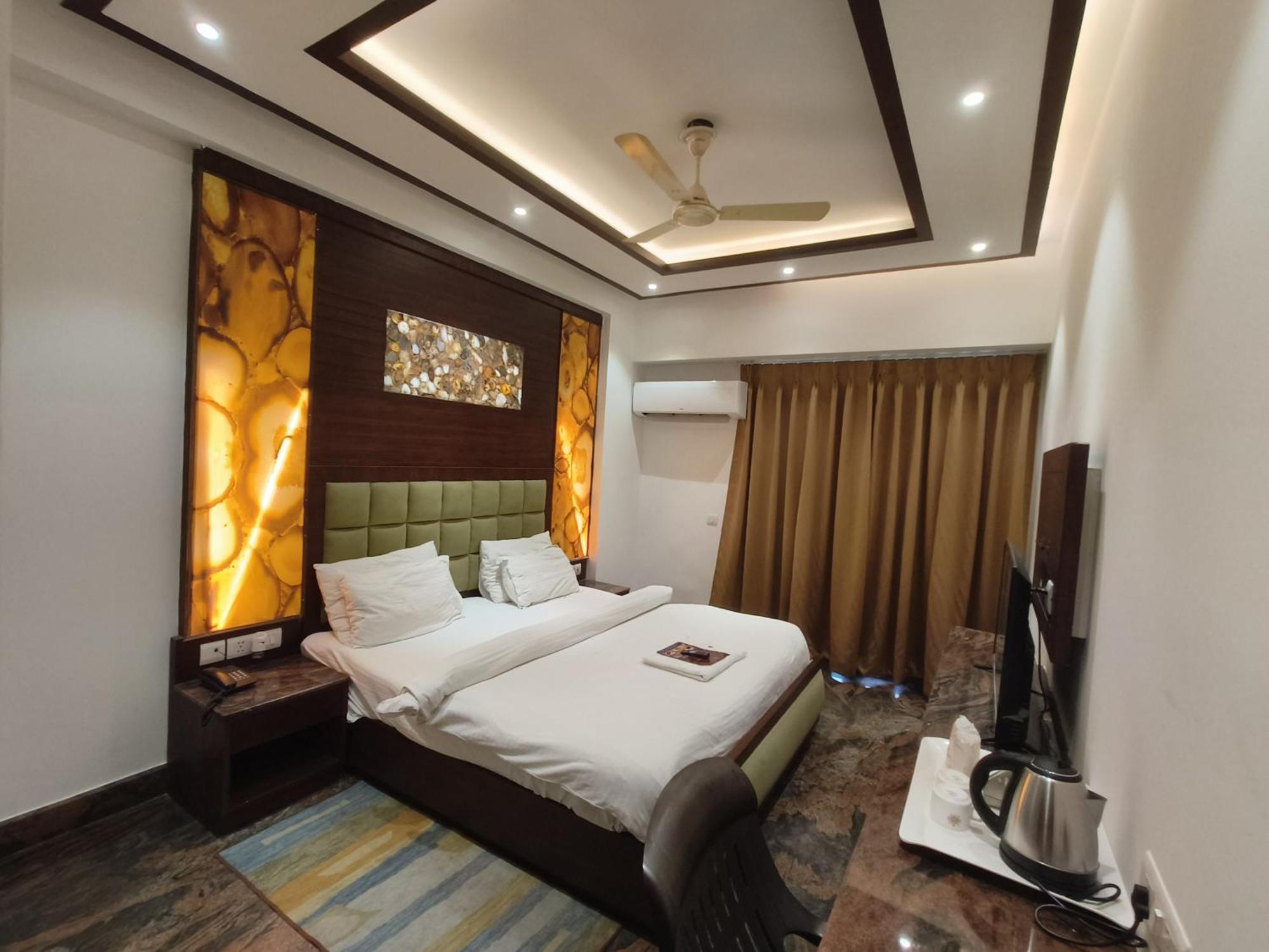 Jjk Rukmini Vilas Hotel & Banquet Muzaffarpur Extérieur photo