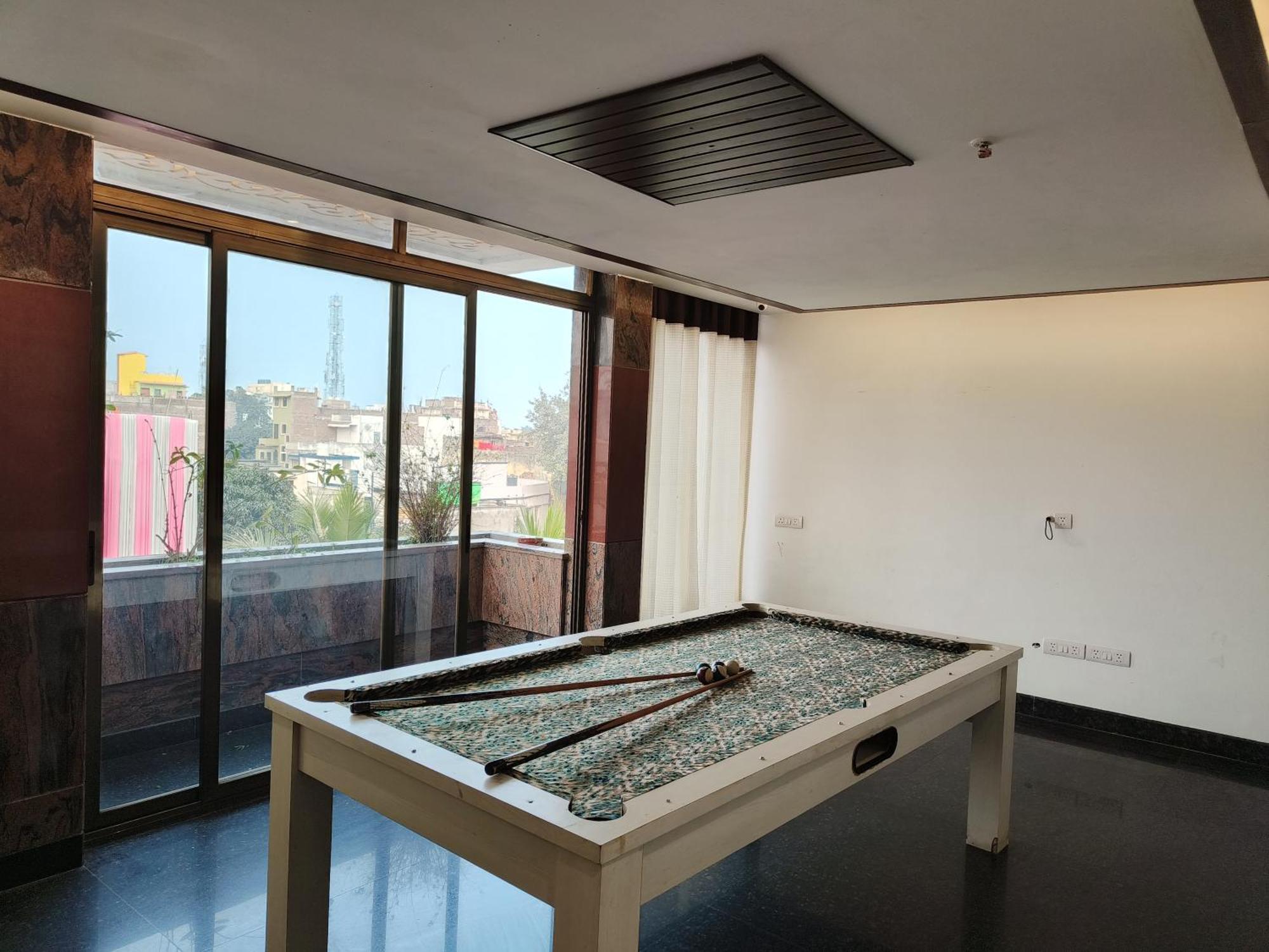 Jjk Rukmini Vilas Hotel & Banquet Muzaffarpur Extérieur photo