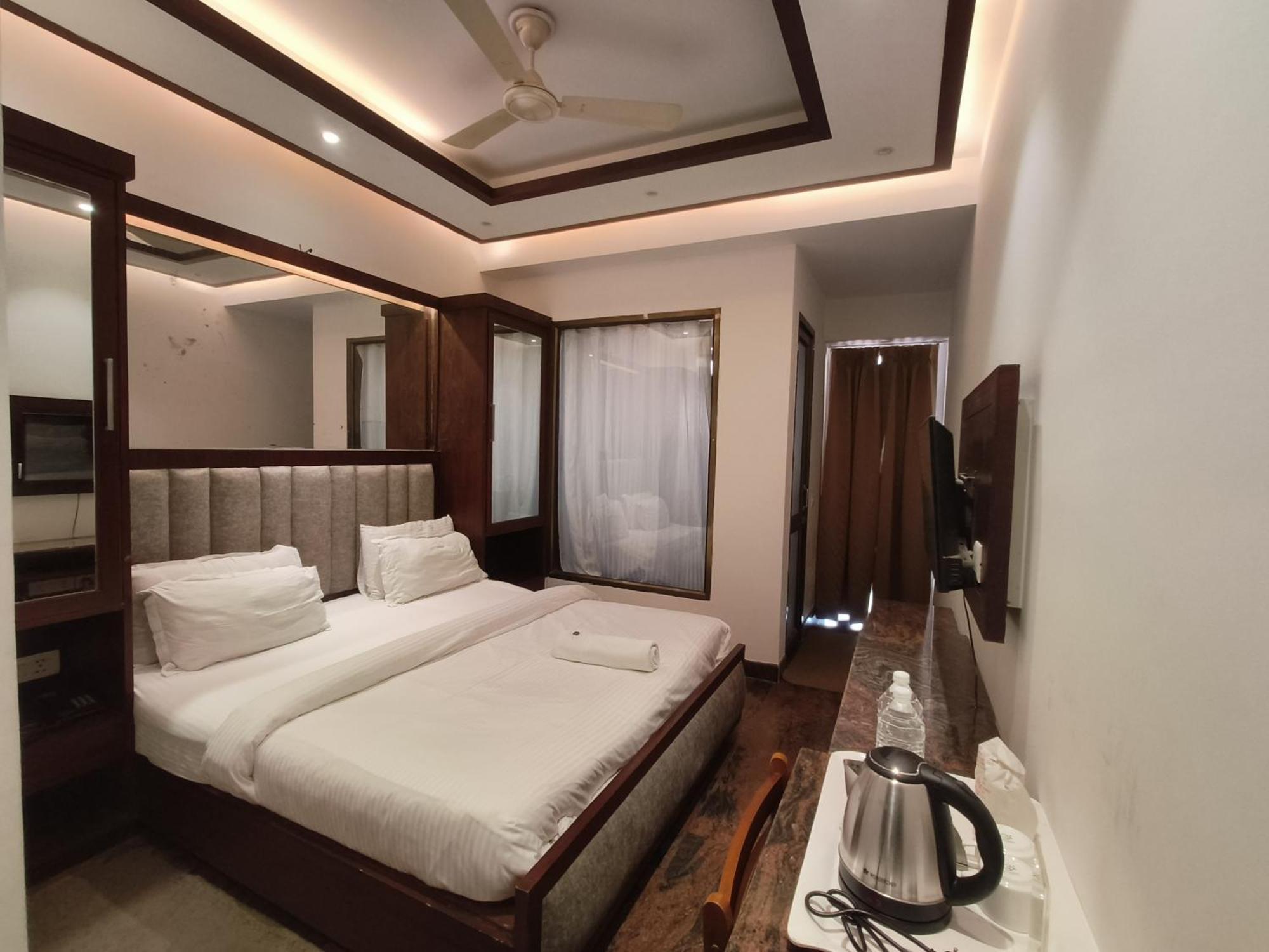 Jjk Rukmini Vilas Hotel & Banquet Muzaffarpur Extérieur photo