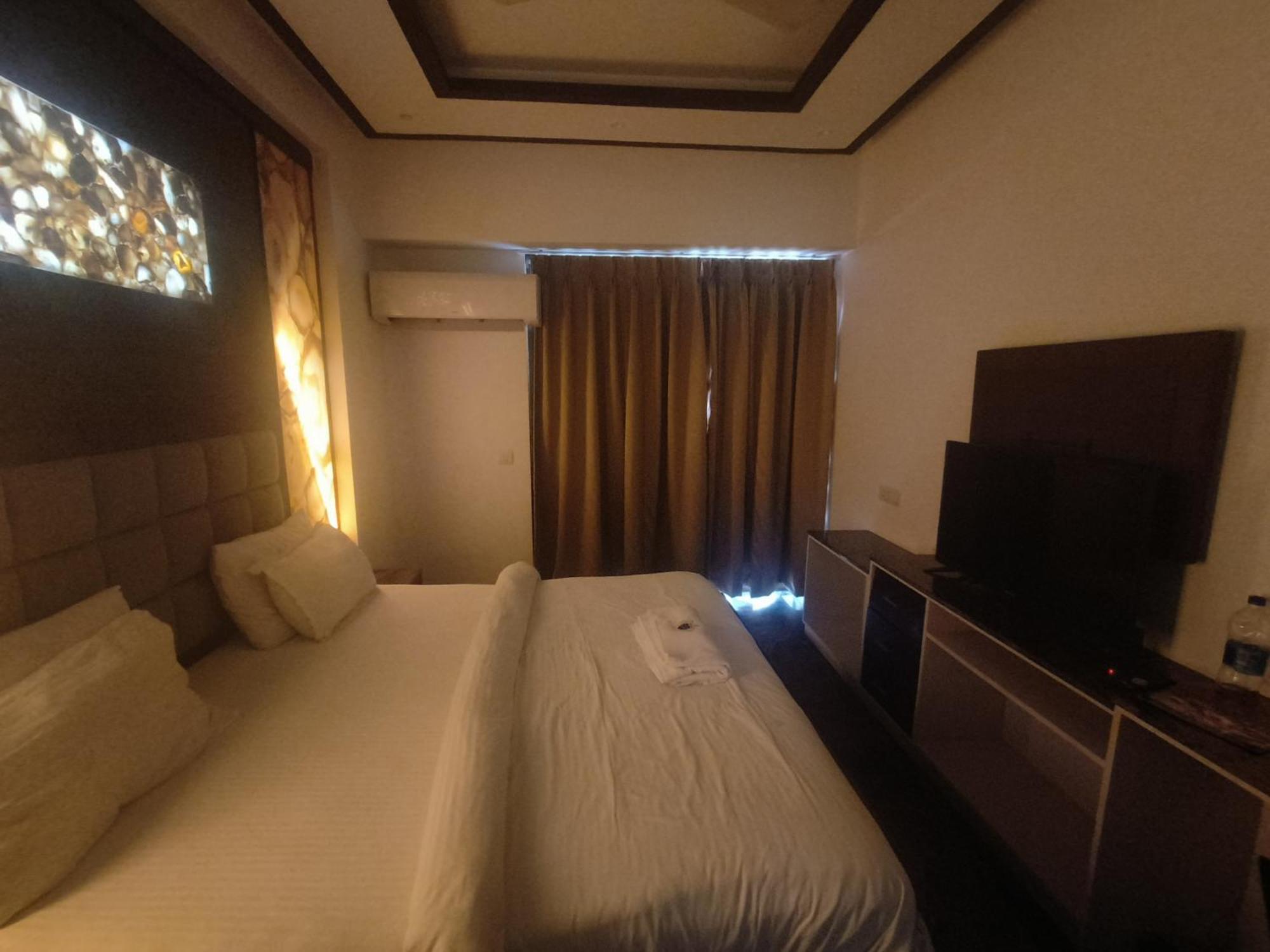 Jjk Rukmini Vilas Hotel & Banquet Muzaffarpur Extérieur photo