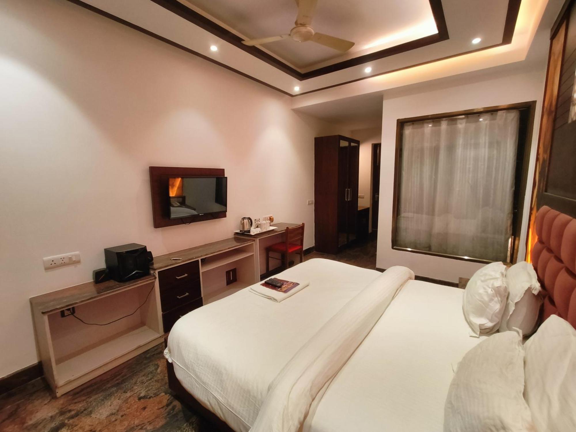 Jjk Rukmini Vilas Hotel & Banquet Muzaffarpur Extérieur photo