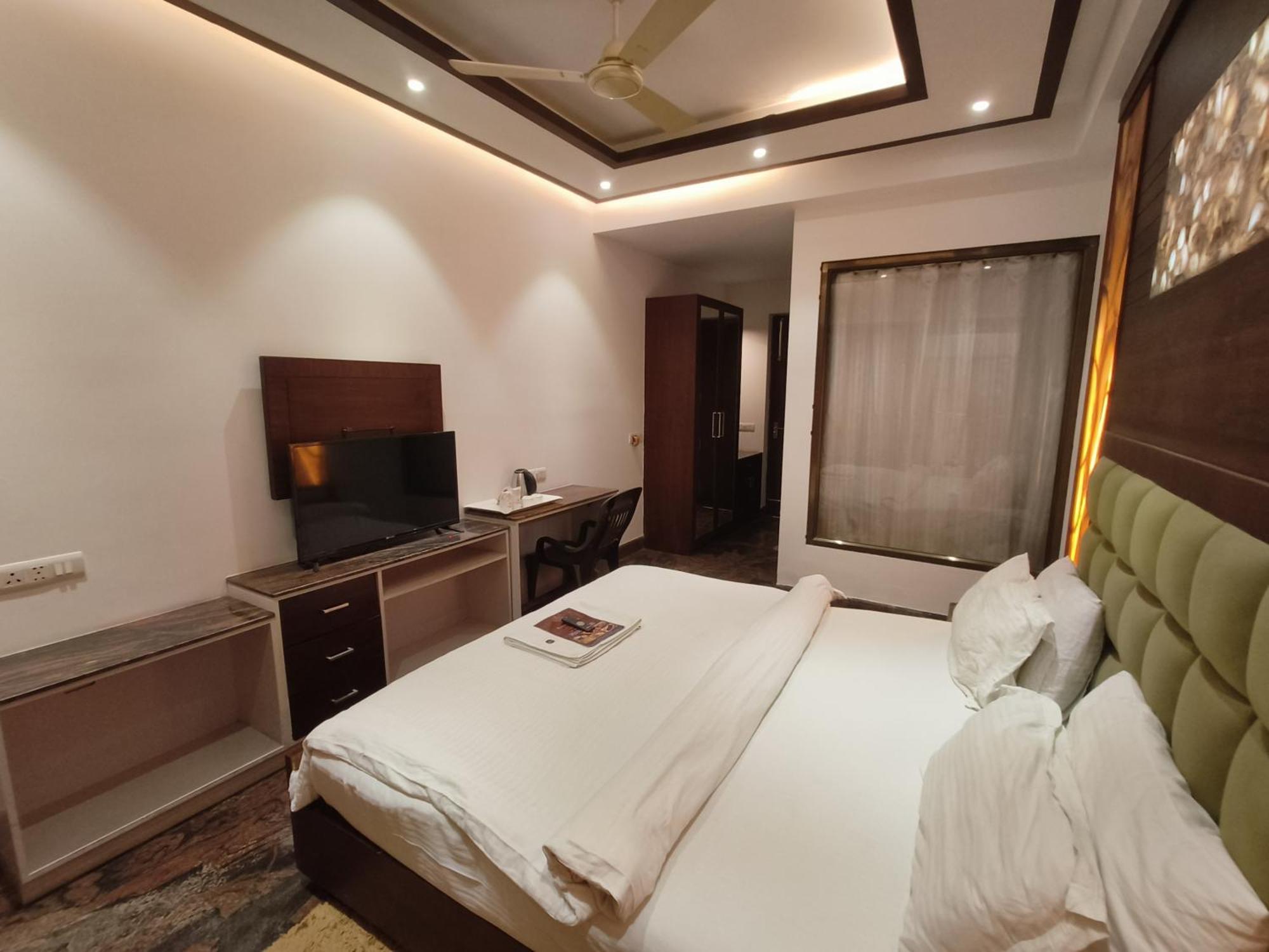Jjk Rukmini Vilas Hotel & Banquet Muzaffarpur Extérieur photo