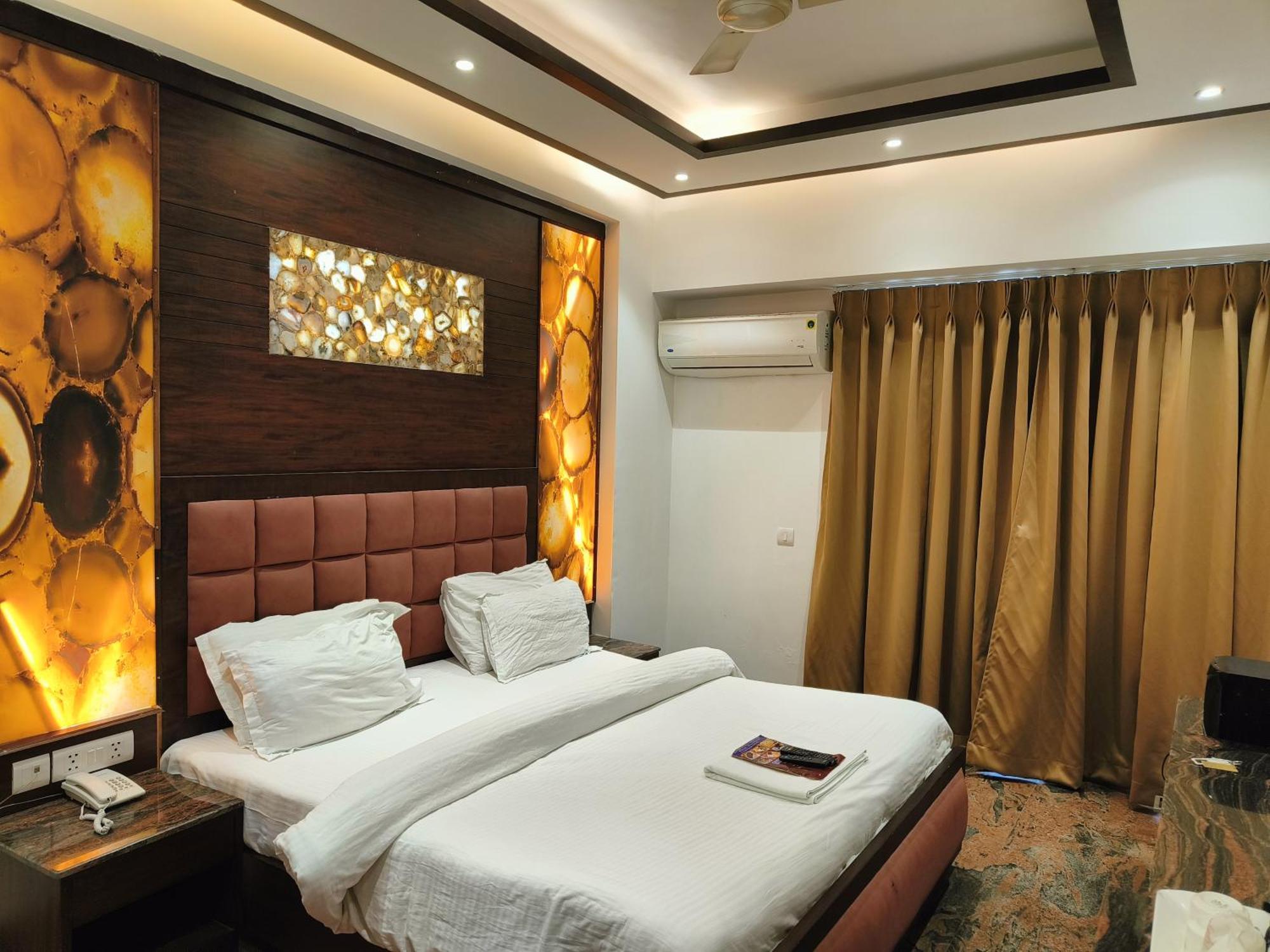Jjk Rukmini Vilas Hotel & Banquet Muzaffarpur Extérieur photo
