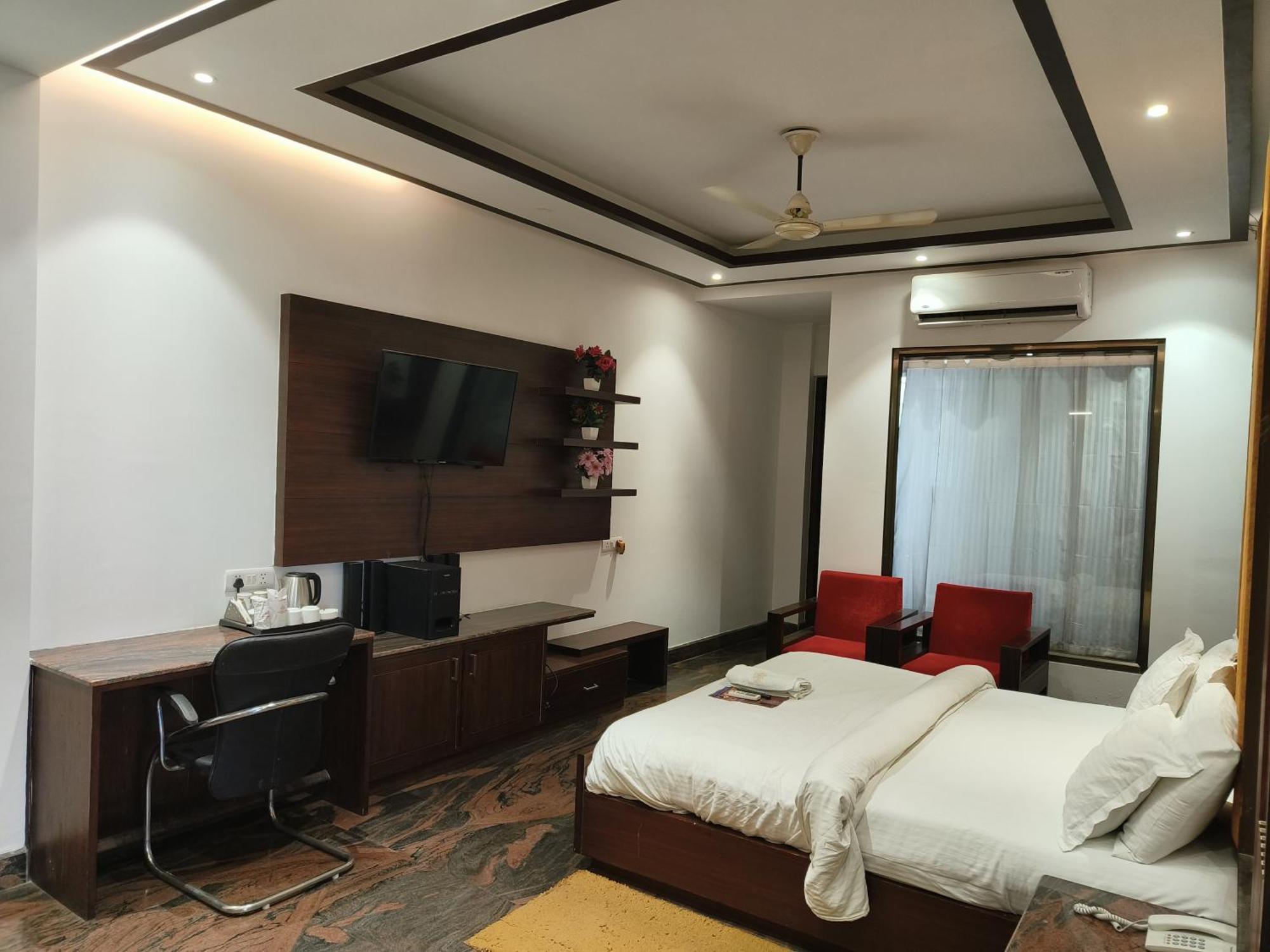 Jjk Rukmini Vilas Hotel & Banquet Muzaffarpur Extérieur photo