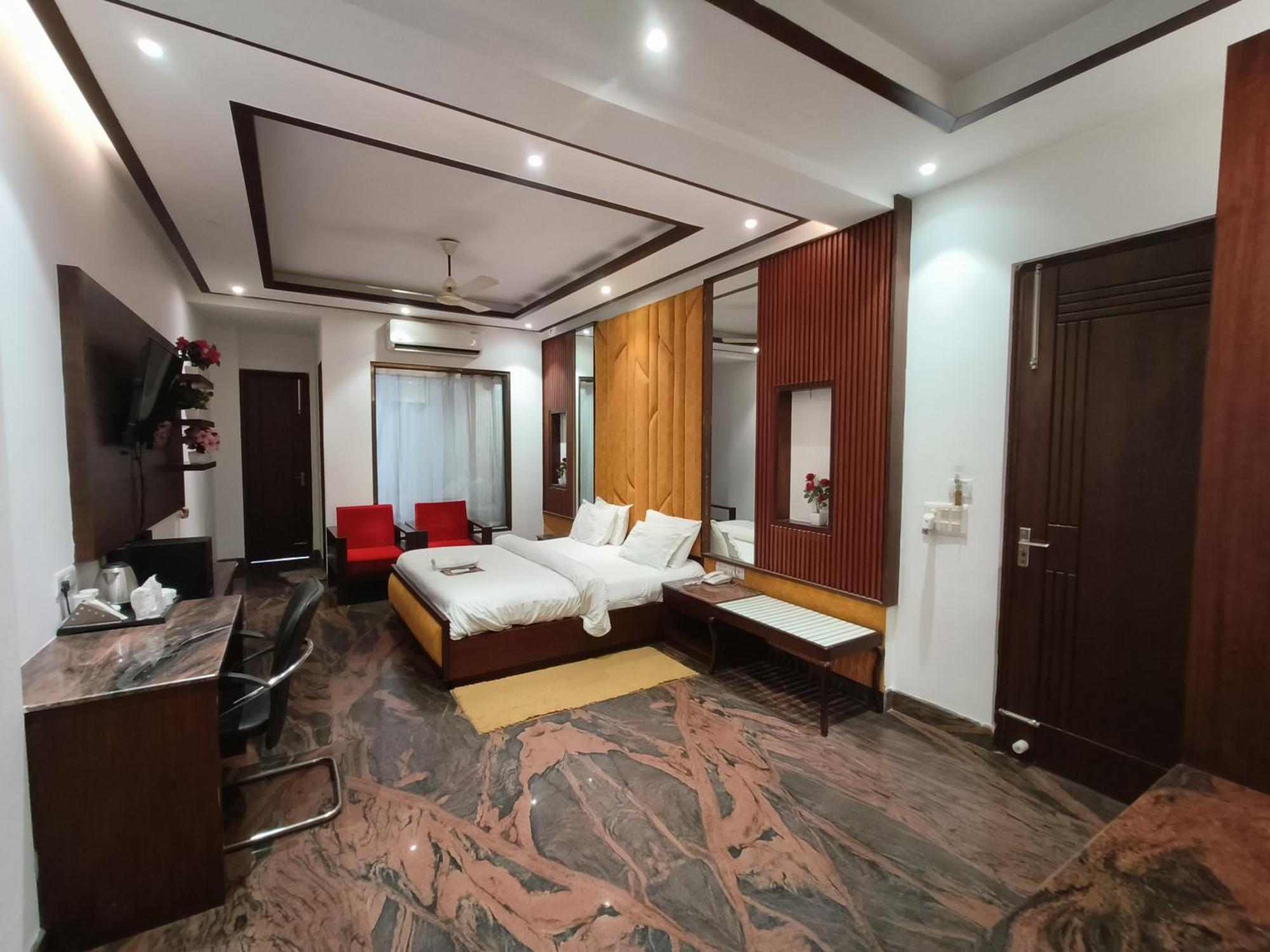 Jjk Rukmini Vilas Hotel & Banquet Muzaffarpur Extérieur photo
