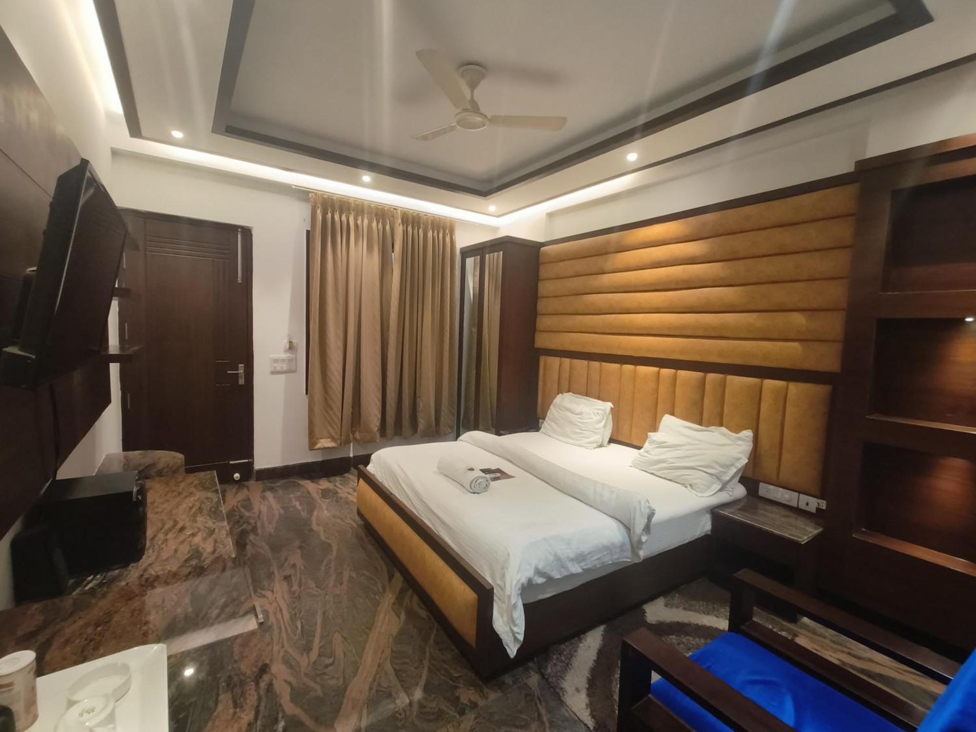 Jjk Rukmini Vilas Hotel & Banquet Muzaffarpur Extérieur photo