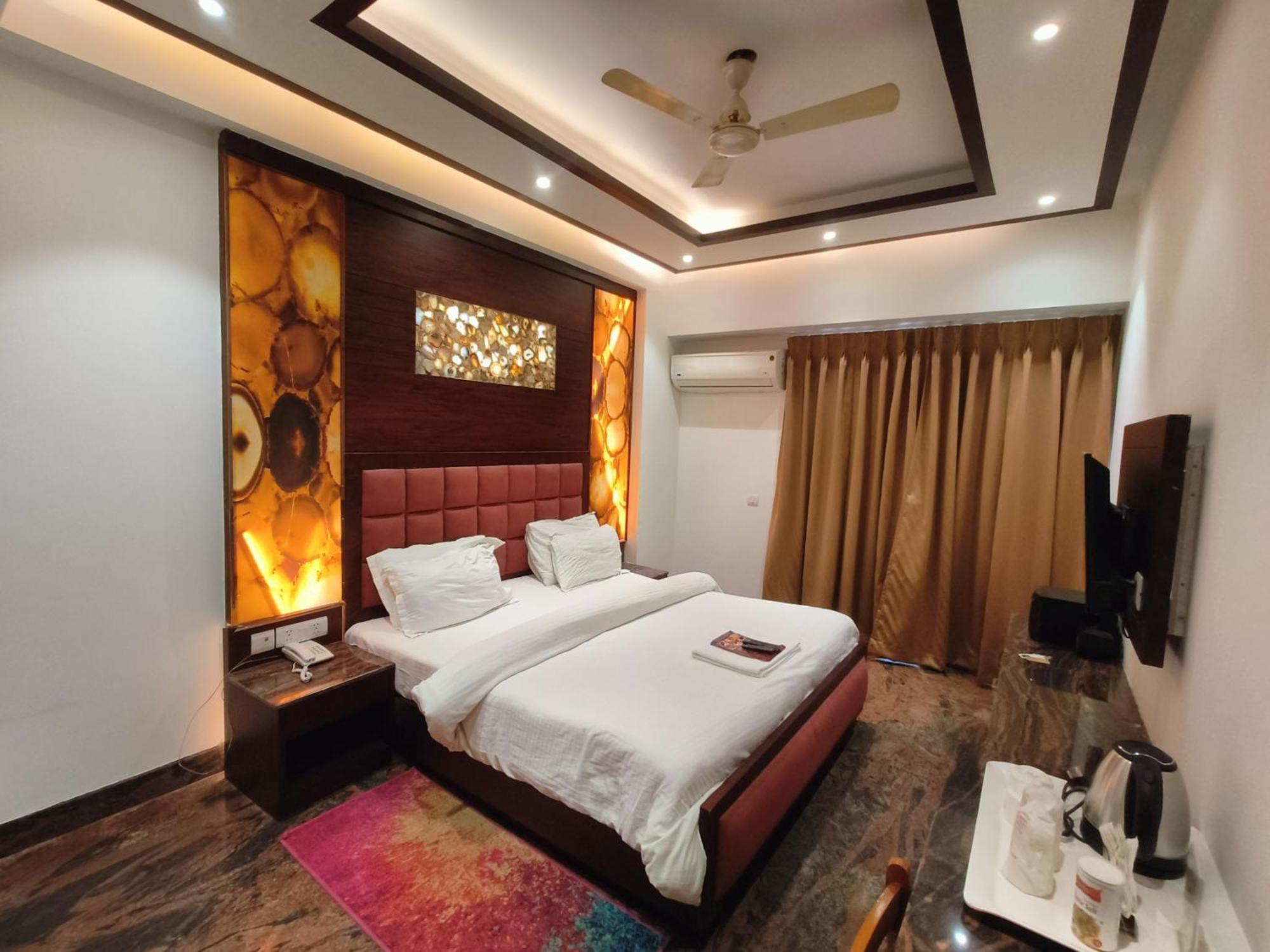Jjk Rukmini Vilas Hotel & Banquet Muzaffarpur Extérieur photo