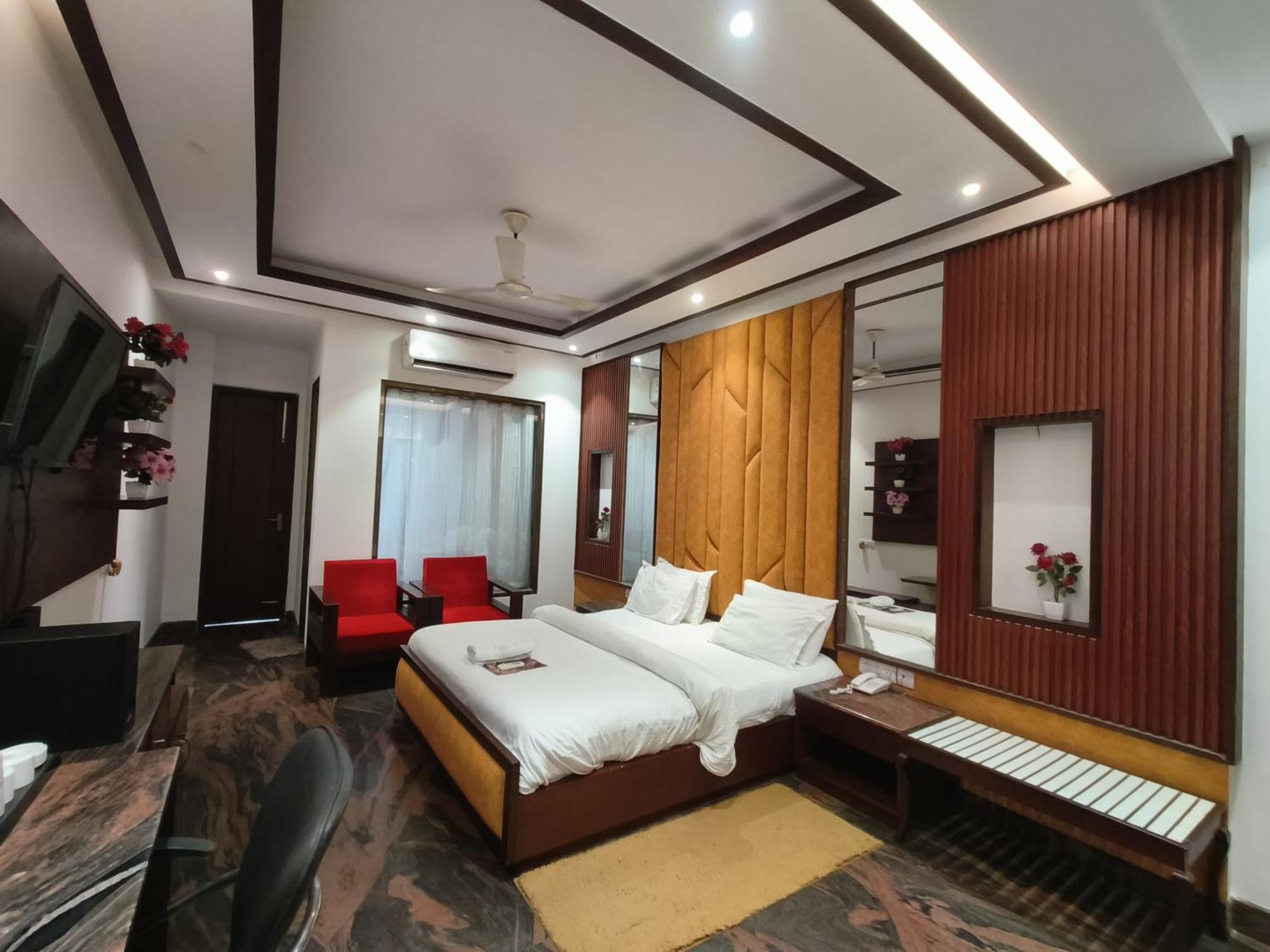 Jjk Rukmini Vilas Hotel & Banquet Muzaffarpur Extérieur photo