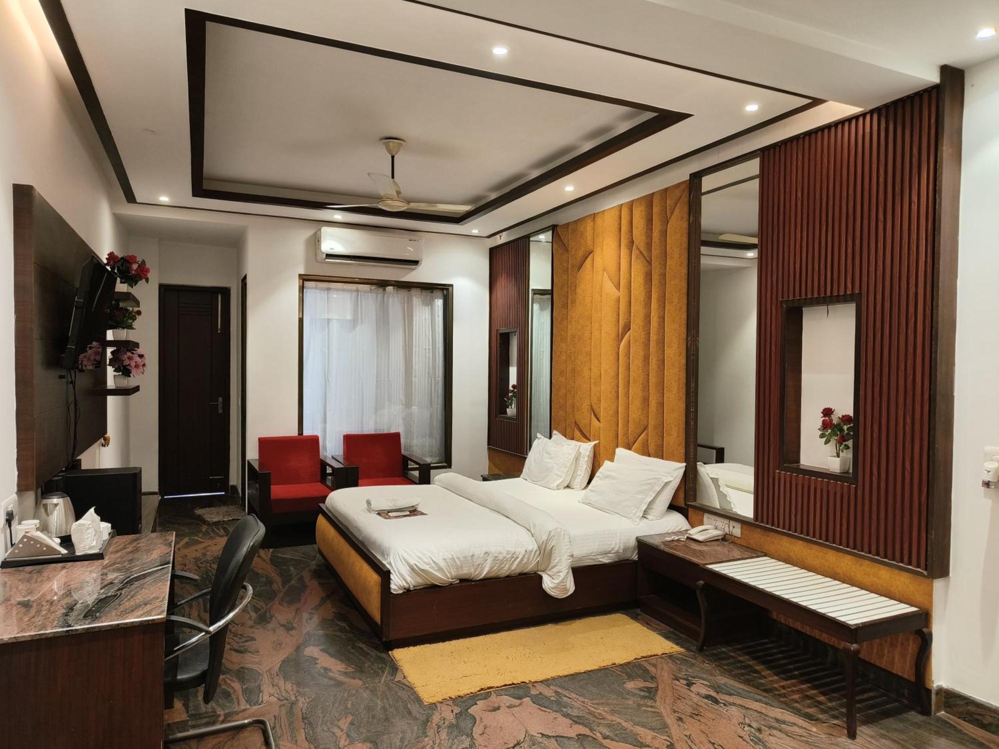 Jjk Rukmini Vilas Hotel & Banquet Muzaffarpur Extérieur photo