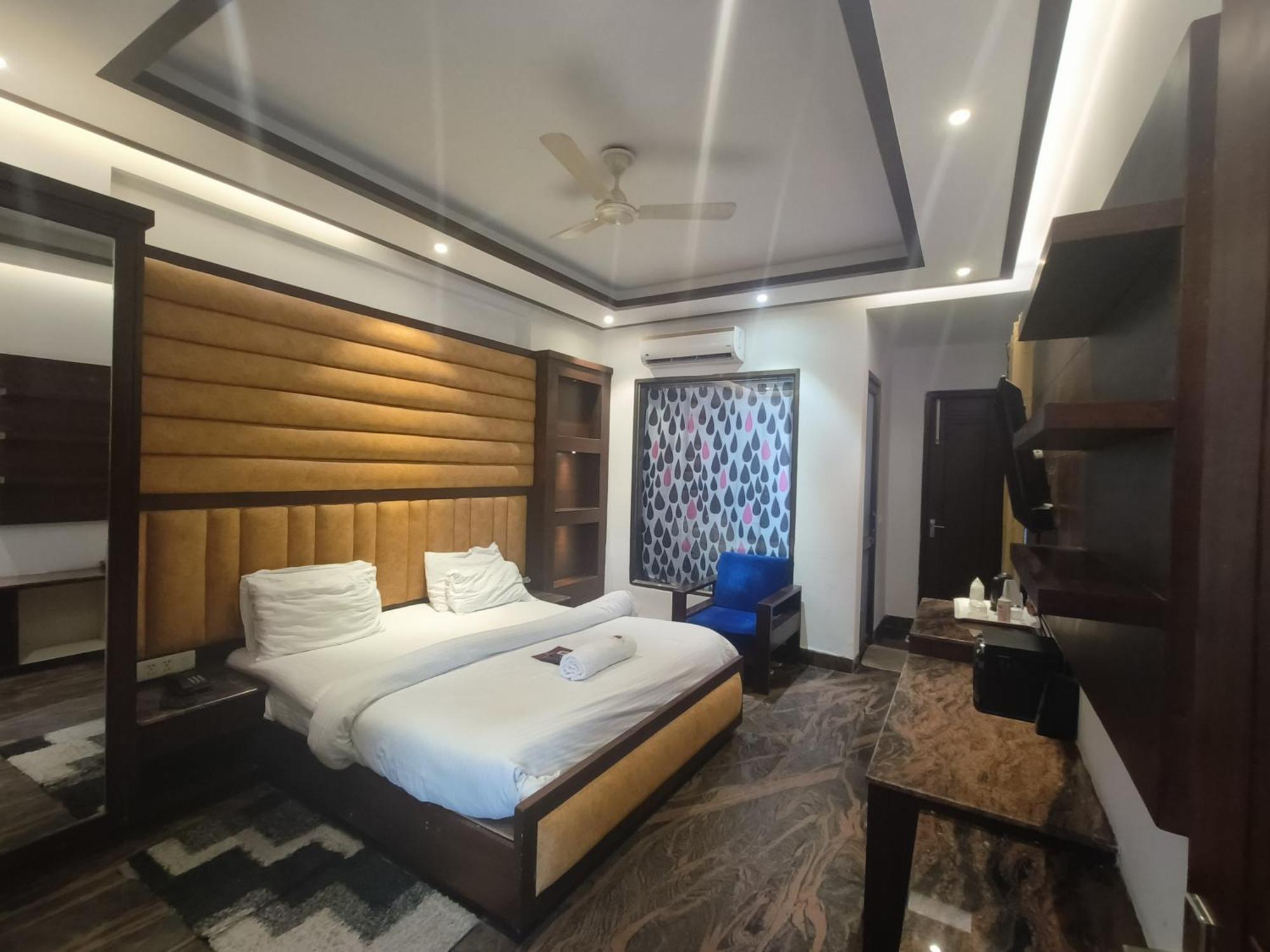 Jjk Rukmini Vilas Hotel & Banquet Muzaffarpur Extérieur photo